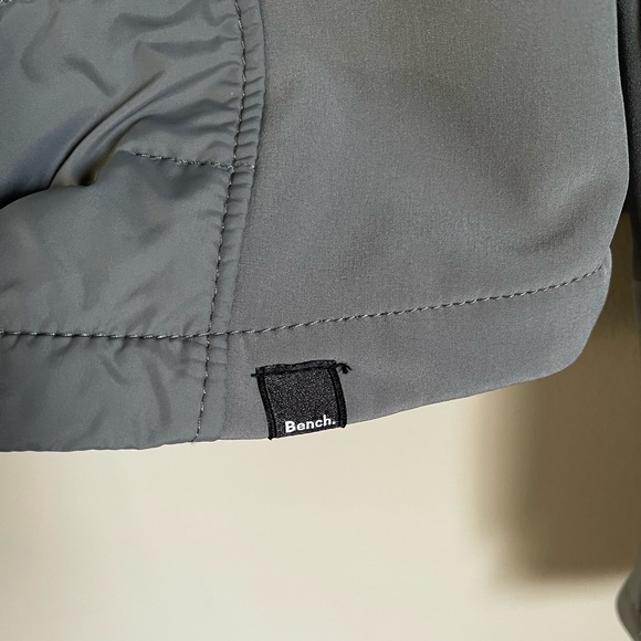 Bench Softshell Quilted Jacket - Picture 10 of 12